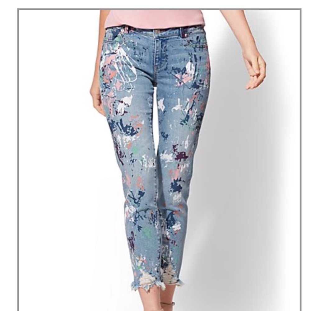 NWT NY&C Lycra boyfriend fit cropped jeans